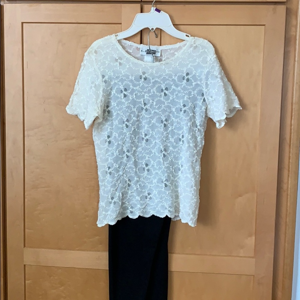 EK Designs Top - Picture 2 of 10